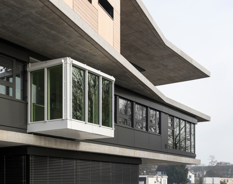 NESTA EMPA Campus Dübendorf. Fassade, Wärmedämmung und Dachbau. Moderne Projekte von Züri Holzbau. Dein Holzbauprofi nahe Zürich